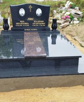 Памятник двойной 26
